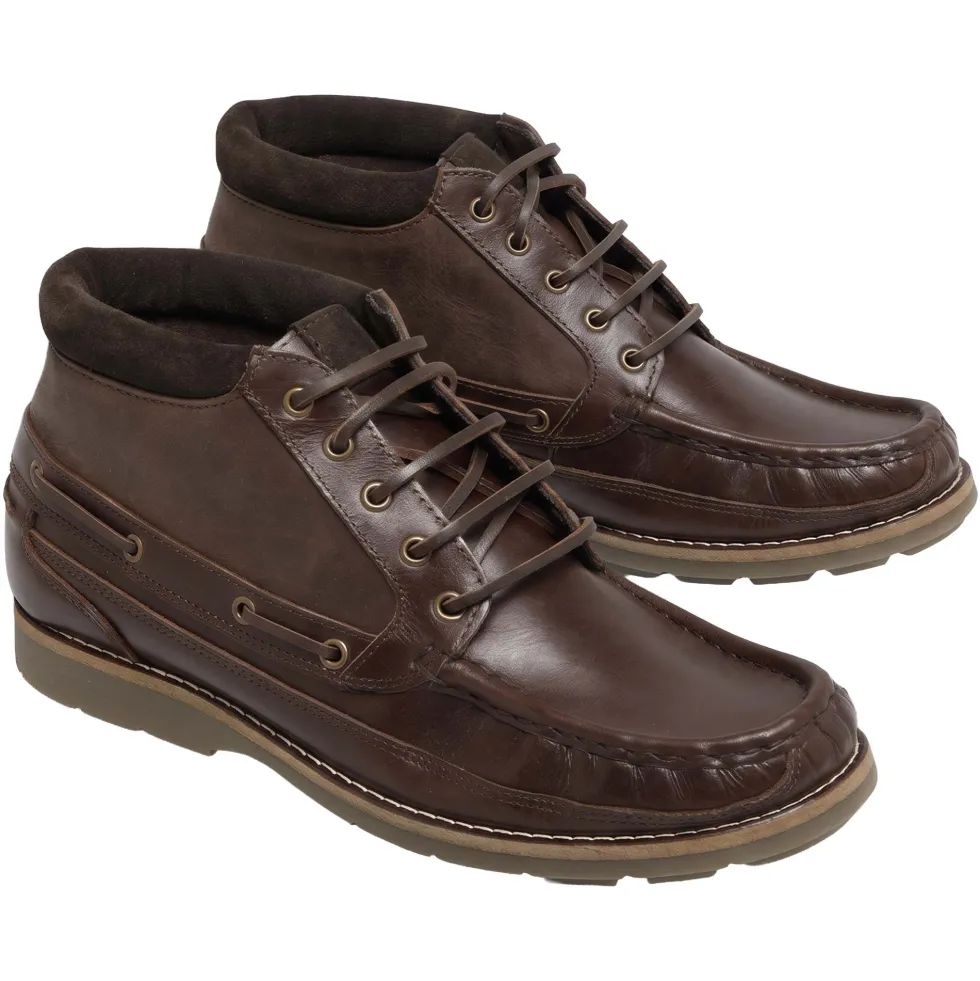 Chaussures bateaux montantes