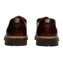 Chaussures lacées cuir