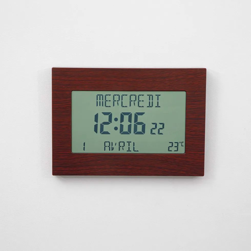 Horloge-calendrier radiopilotée
