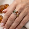 La bague ambre tricolore