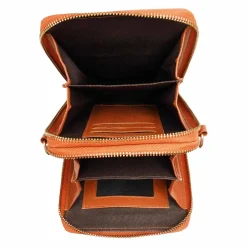 La pochette éventail cuir