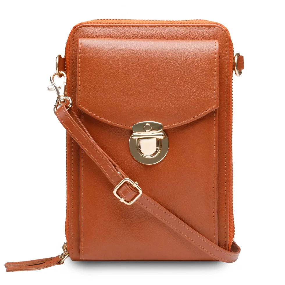 La pochette éventail cuir