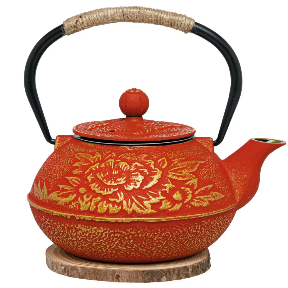 La théière en fonte traditionnelle