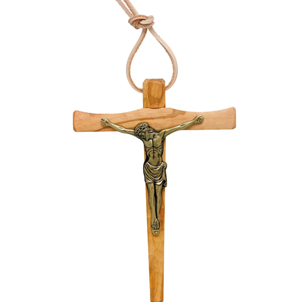 Le crucifix bois d’olivier