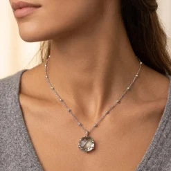 Le pendentif améthyste verte
