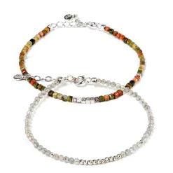 Les 2 bracelets en pierres fines