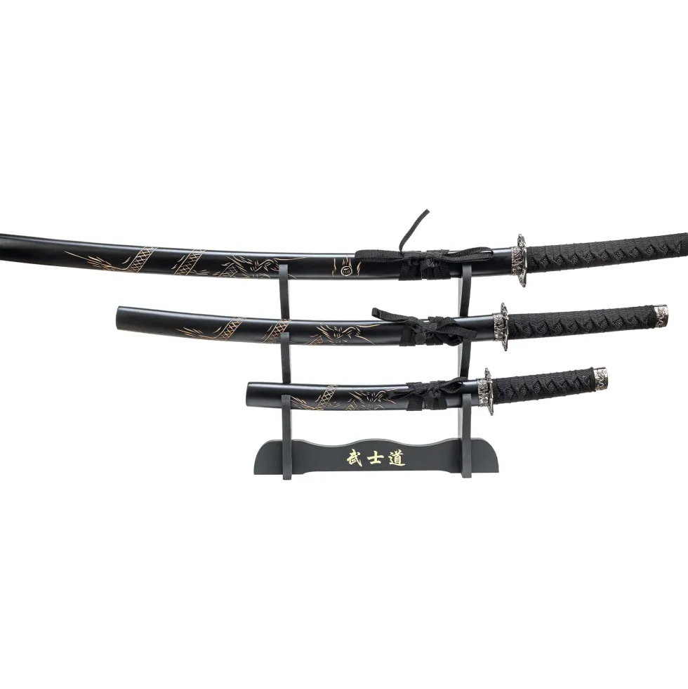 Le trio de katanas