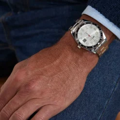 Montre en acier homme radiopilotée