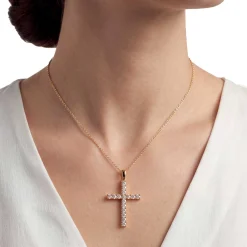 Pendentif croix plaquée or