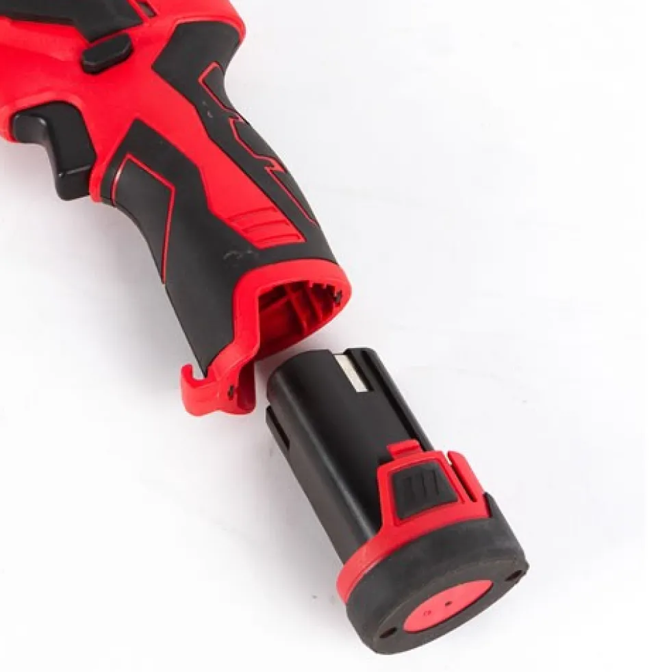 Scie sabre rechargeable