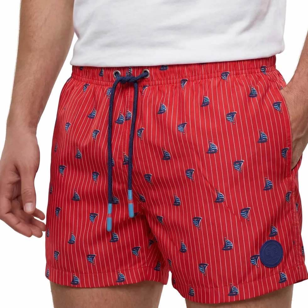 Short de bain rose imprimé bateaux